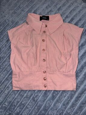 Cider Light Pink Button-Front Cap Sleeve Crop Top